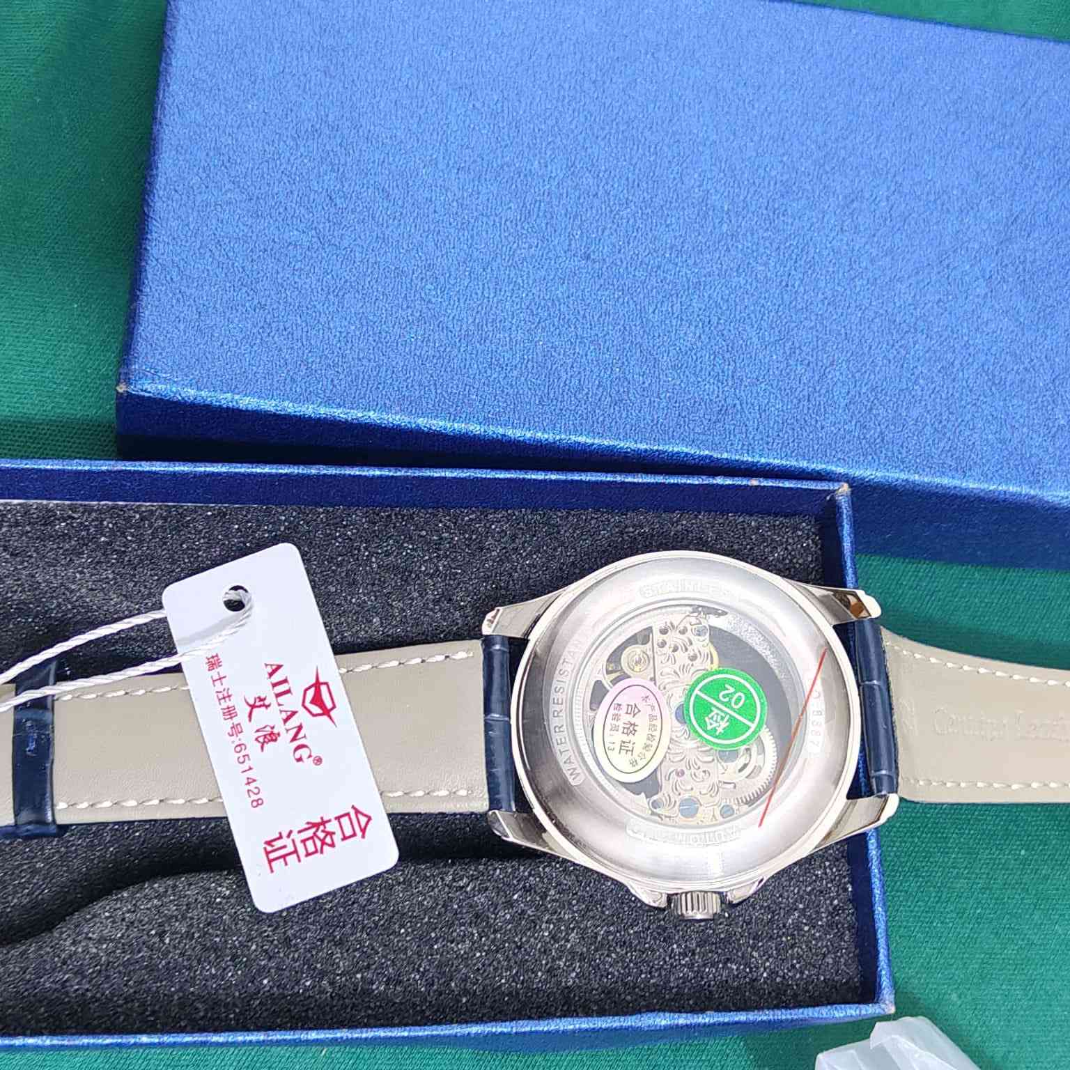 الاسعار غير شامله توصيل السعر تحت صوره 
محافظات 4 الاف داخل الحله الفين توصيل 
البث المباشر يوميا ساعه ب9 ملابس اطفال نسائي اسعار فلس ونص اهلا وسهلا بيكم بثنا مختلف ❤️


**إذا كنت صاحب هذا الإعلان وتريد حذفه لأي سبب، رجاءا أرسل رسالة إلى الدعم الفني**