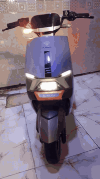 دراجه شحن نضيفه جدا المكان بغداد العبيدي السعر 800 الاتصال بل رقم الها...