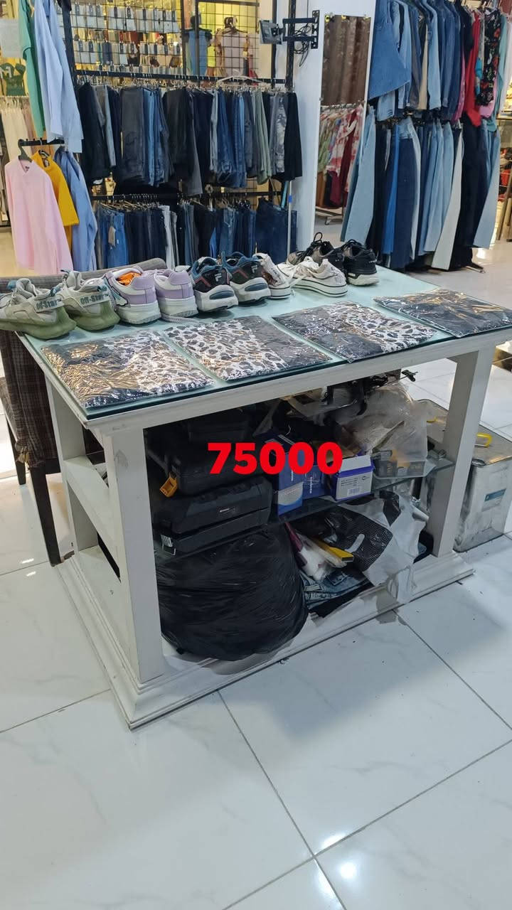اغراض للبيع التواصل على الرقم *********** او عالخاص
