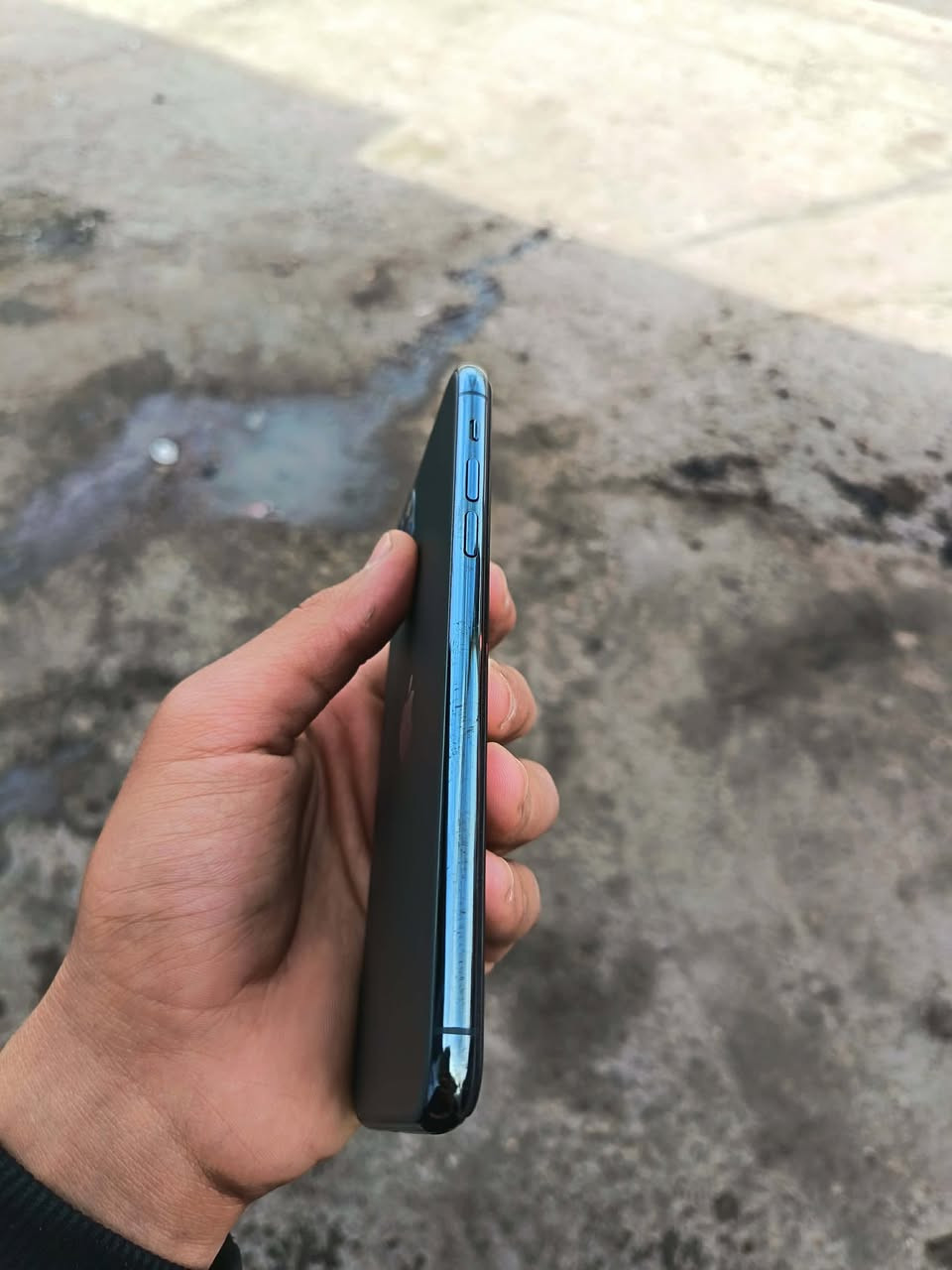 سلام عليكم
ايفون 11 برو ماكس
ذاكره 256 
بطاريه 82 
نموذجه M  
الجهاز ابدل فقط قاعده مال ايسي بس 
الجهاز كله بلادي 
مكان بعداد الدولعي 
السعر 350 بي مجال 
للستفسار ‭0771 382 4053‬ بي واتساب
