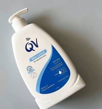 لوشن كيو في • للبشرة الحساسة • ٥٠٠مل