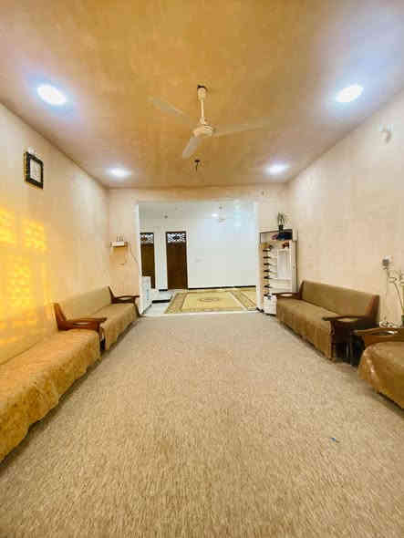 بيت للبيع طابو زراعي سند 25 المساحه 500 متر  غرف نوم ثلاته وصاله واستقبال ومطبخ كبير حار وبارد .وحديثه وممرات.عنوان المعاره قرب الحسينيه السجاد .للاستفسار مراجعه المكتب حيدر السلطاني ***********.   *********** السعر 120
