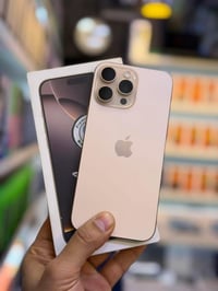 آيفون ١٦ برو ماكس • ٢٥٦ • بطارية ١٠٠