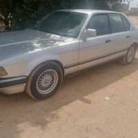 ورحمه الله وبركاته سياره للبيع بي ام دبليو السعر 50 ورقه بها مجال استف...