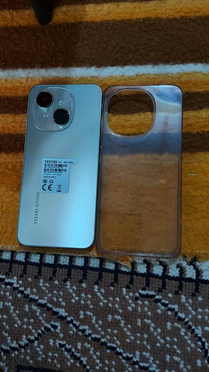 سلام عليكم للبيع تكنو سبارك جهاز يخبل الله شاهد نضافه 100\100 ذاكره 256 بطاريه 60000 السعر 150 مكاني ميسان      ***********
