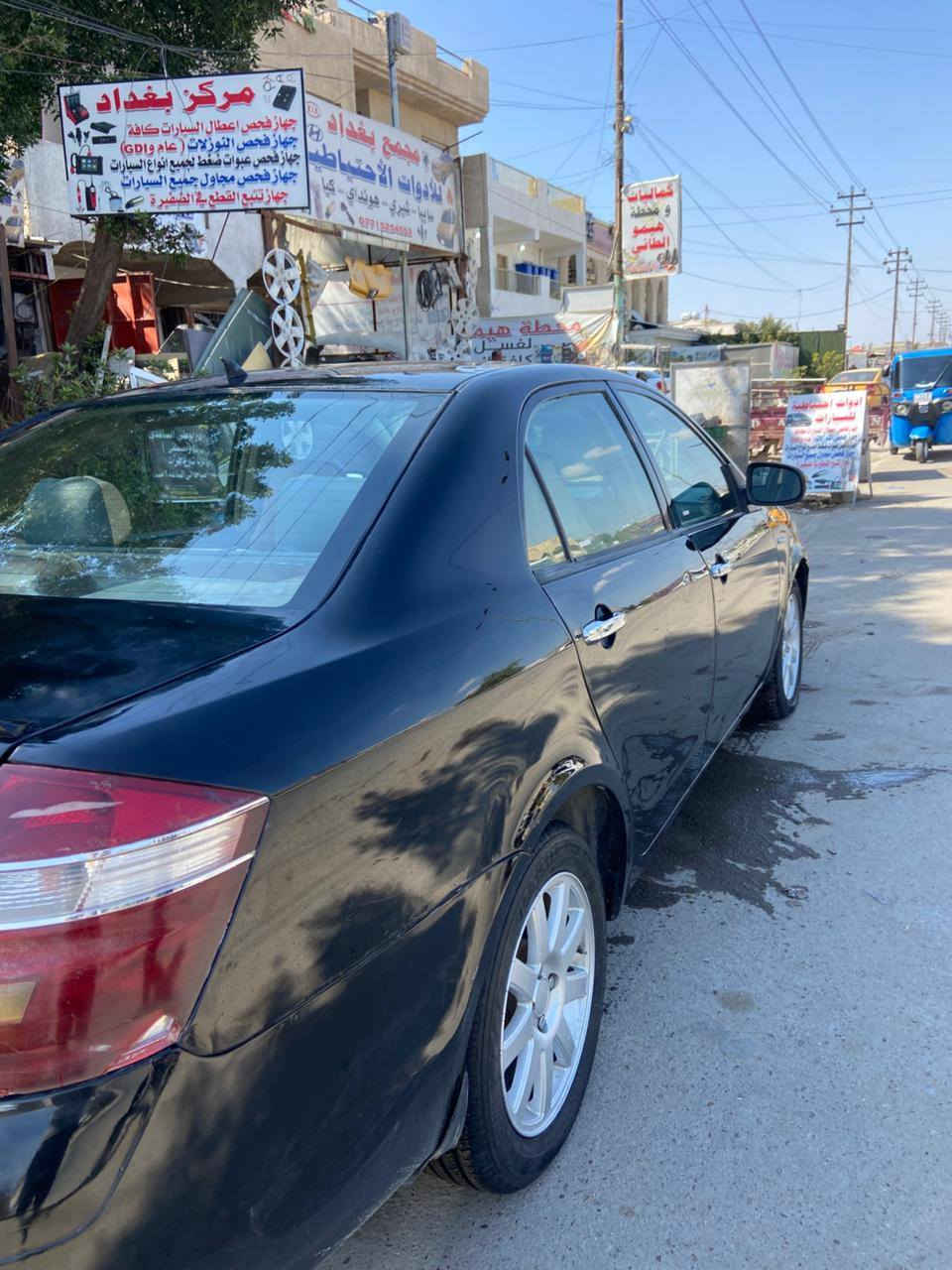 سلام عليكم جيلي موبل موديل ٢٠١٢ رقم بغداد دولي هزه جديده سنويه بسمي سياره جاهزه طخم تاير صدر خلفي جديد صدر أمامي تمام سياره مكفوله من ضربه وصبغ ماعدى موجود تكحيل تبريد شغال كهربايئات خير من الله السعر ٤٣ بيه مجل بسيط حك جيه العنوان بغداد حي التراث او حي معالف قرب أسواق علي الربيعي او دلاليه قائد الشمري رقم هاتف ٠٧٧١٥٢٥٤٥٥ او*********** شرط تحويل تحويل تكلفته ٦٥ الف فقط
