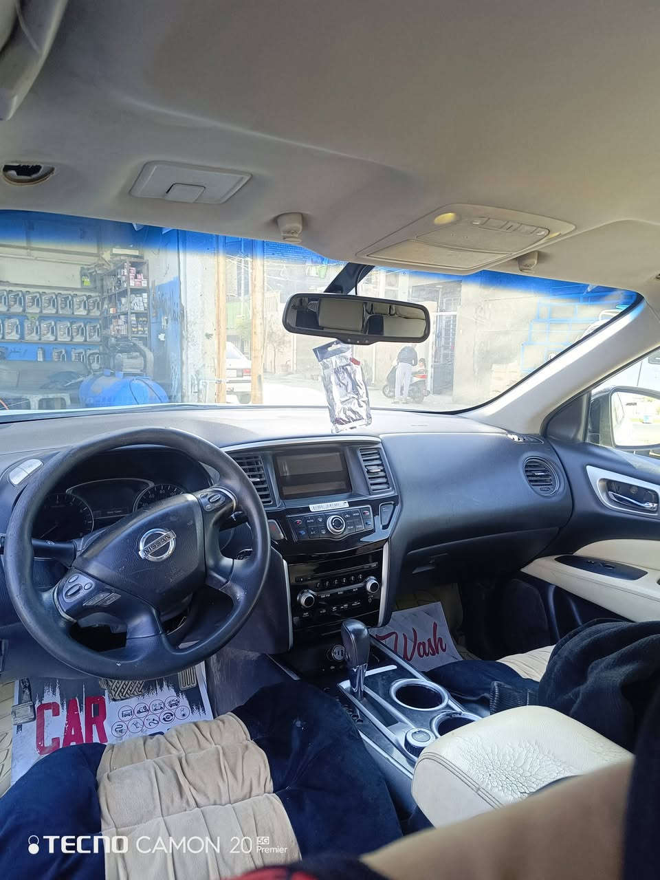 سلام عليكم نيسان  للبيع 
6V
20/13 
مكلف بل نشر اتصل أو شوف التفاصيل 
مكان بغداد تقاطع كسره وعطش 
***********
