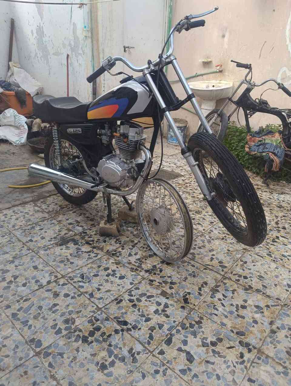 للبيع كلك كلك نضافه شوف عنيك مكينه نامه ويلا امامي اوياه سعرها ٣٥٠هذا رقم راعيه مكلف بل ناشر مامتوجد خاص *********** المكان نجف حي ميسان
