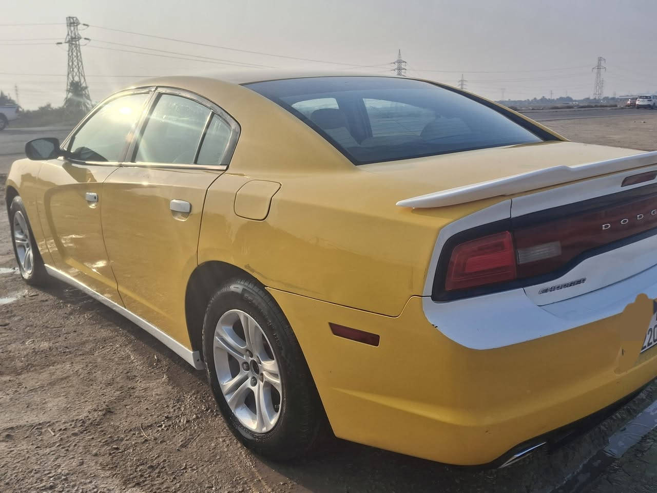 جارجر 14 بيه فخه جهت العبري سياره جاهزه مجهزه من كلشي تختم تاير حداديه خلفي امامي مكينه كير تبريد  مابيه نقص برغي ترايك للكويت شرط لخور عبد الله السعر 130 وبيه مجال السياره بسمي مداور بنفس اليوم مكاني ذي قار قضاء النصر ***********
