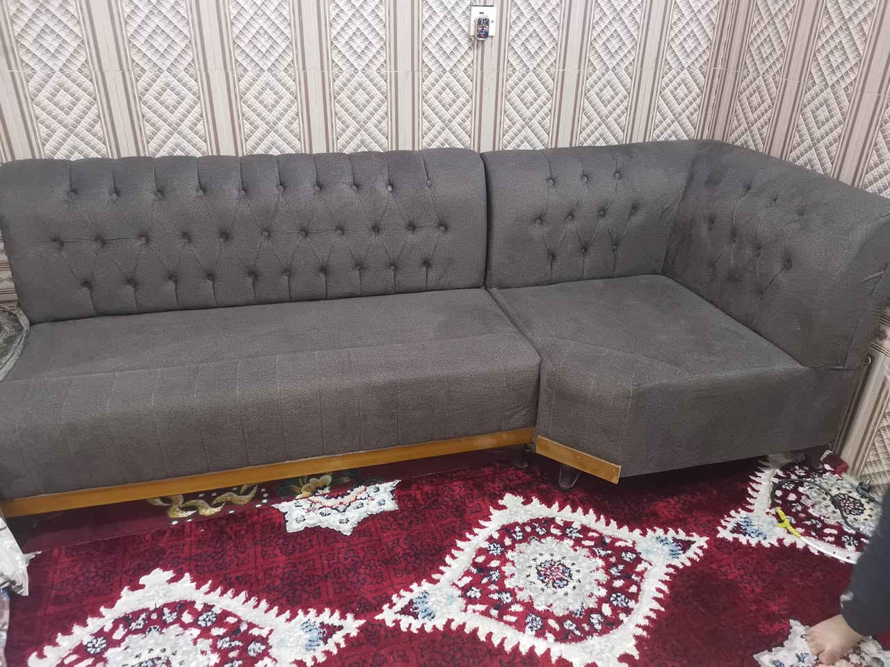 تخم ١٤ نفر بعده جديد اخذته اب٨٥٠ وريد ابيعه ابسعر ٥٥٠ المكان كربلاء حي العباس موبايل ***********
