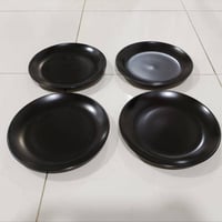 سيتات وقطع اسود اجنن وباسعار مناسبه جداً جداً  للحجز والاستفسار ماراسل...