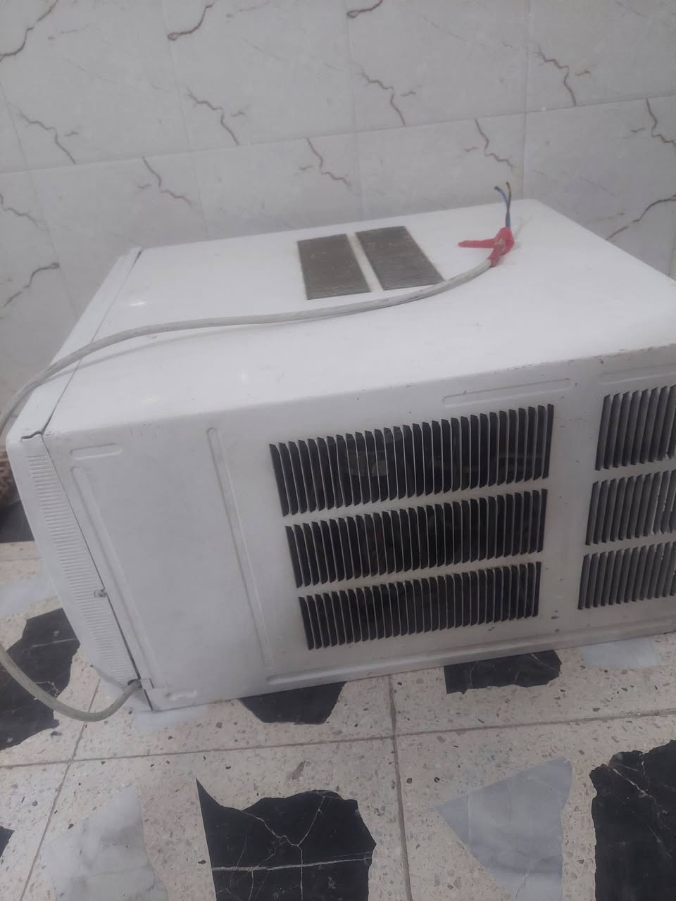 سلام عليكم مكيف محترك ماطوره لباقي كله جديد ب150 وبي مجال بغداد مدينه الصدر  ***********
