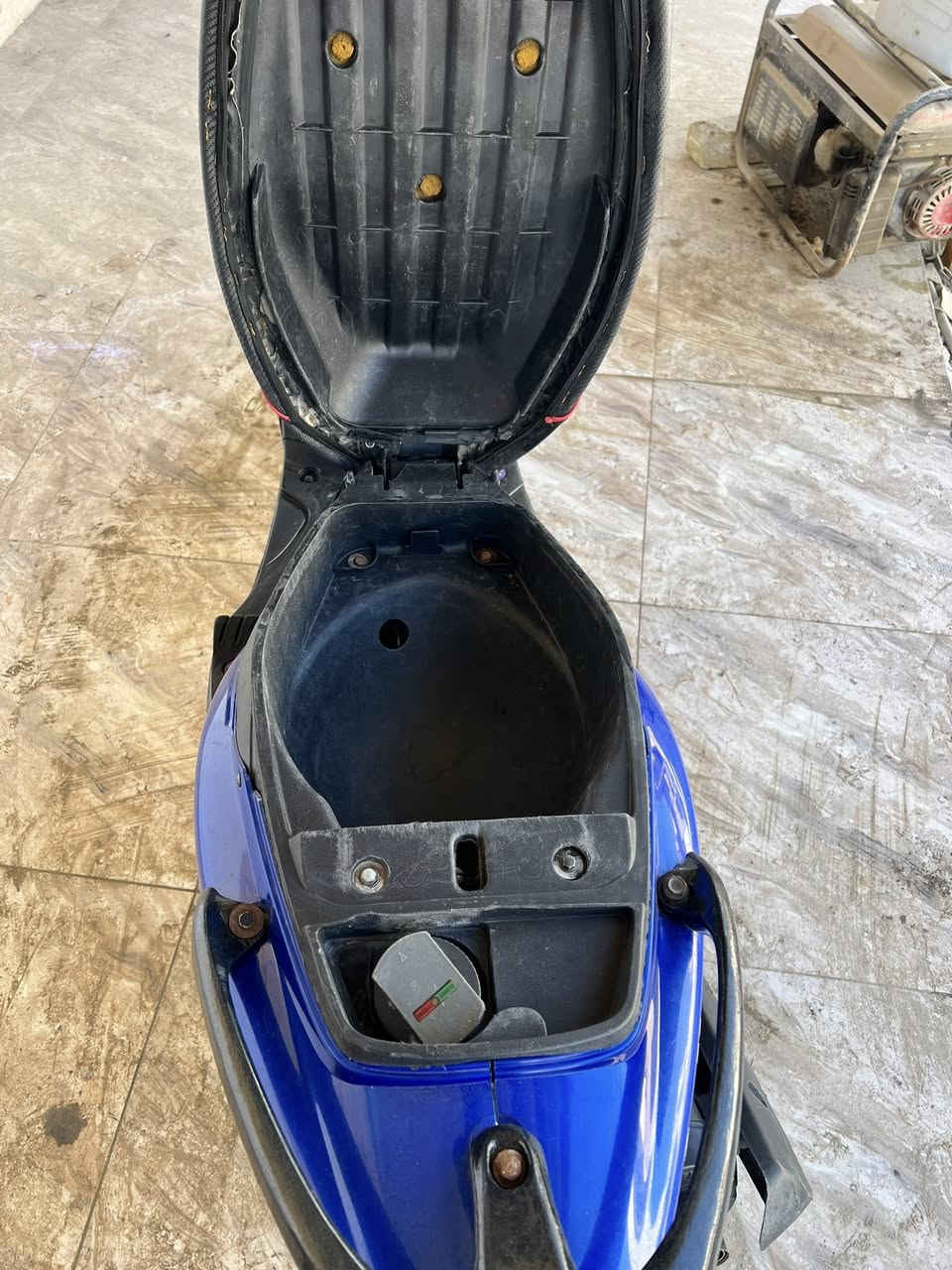 ماكس عدله للبيع كامله ماعوزها شي مكينه خرسه مبدل بس بستم كلها مختمه  بلاديه  سعر ٥٠٠ وبيها مجال ناصريه سوق شيوخ ***********
