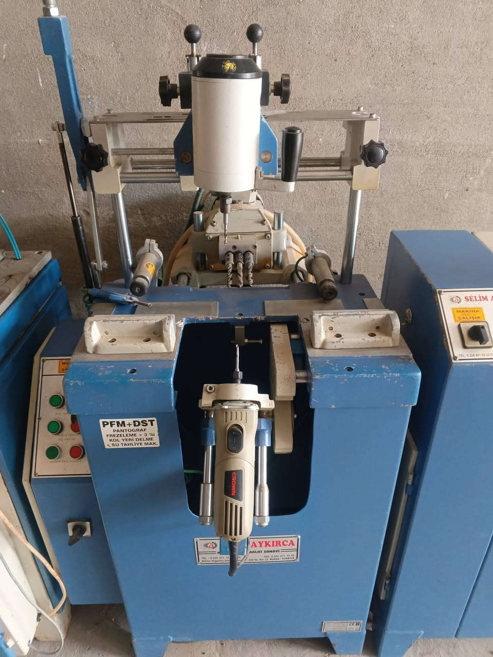 للبيع معمل سليم
ثري فيس 
***********
***********
