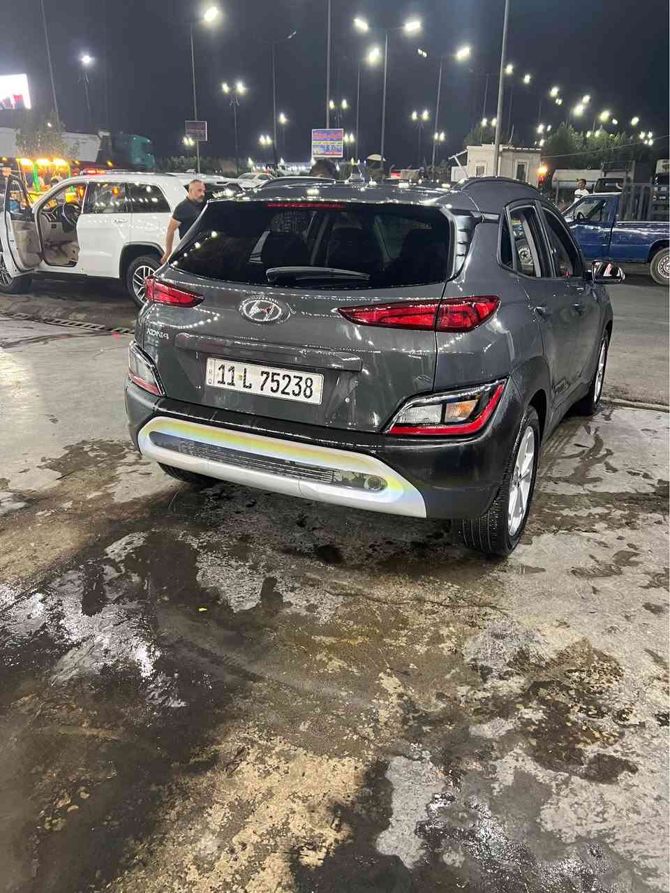 كونا 23 سياره جديده 
ماشيه 35 كيلو 
الدورة 

*********** بغداد, العراق
