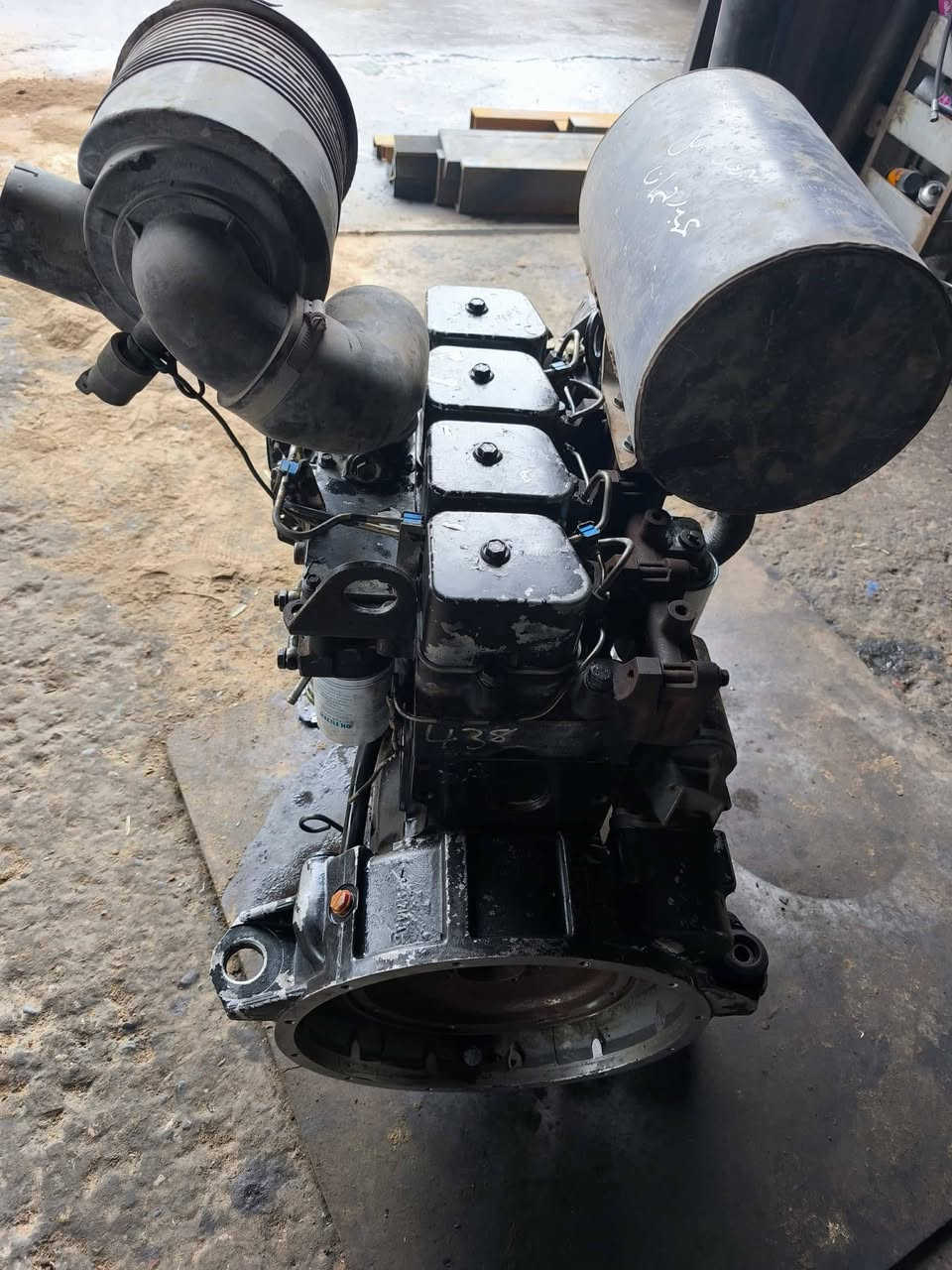 كمينز ٤ سلندر. امريكي
اربيل *********** واتس اب
