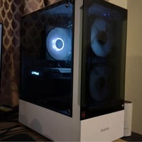 � للبيع كيس PC نظيف – استخدام شخصي   المواصفات:   •  CPU: Ryzen 5 5600...