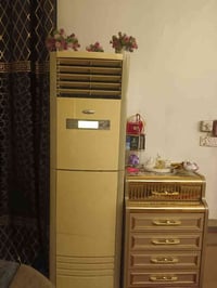 سبلت الحافض ٣ طن شغال تدفئه تبريد بدون اي تصليح نضيف جدا السعر ٧٠٠ مدي...