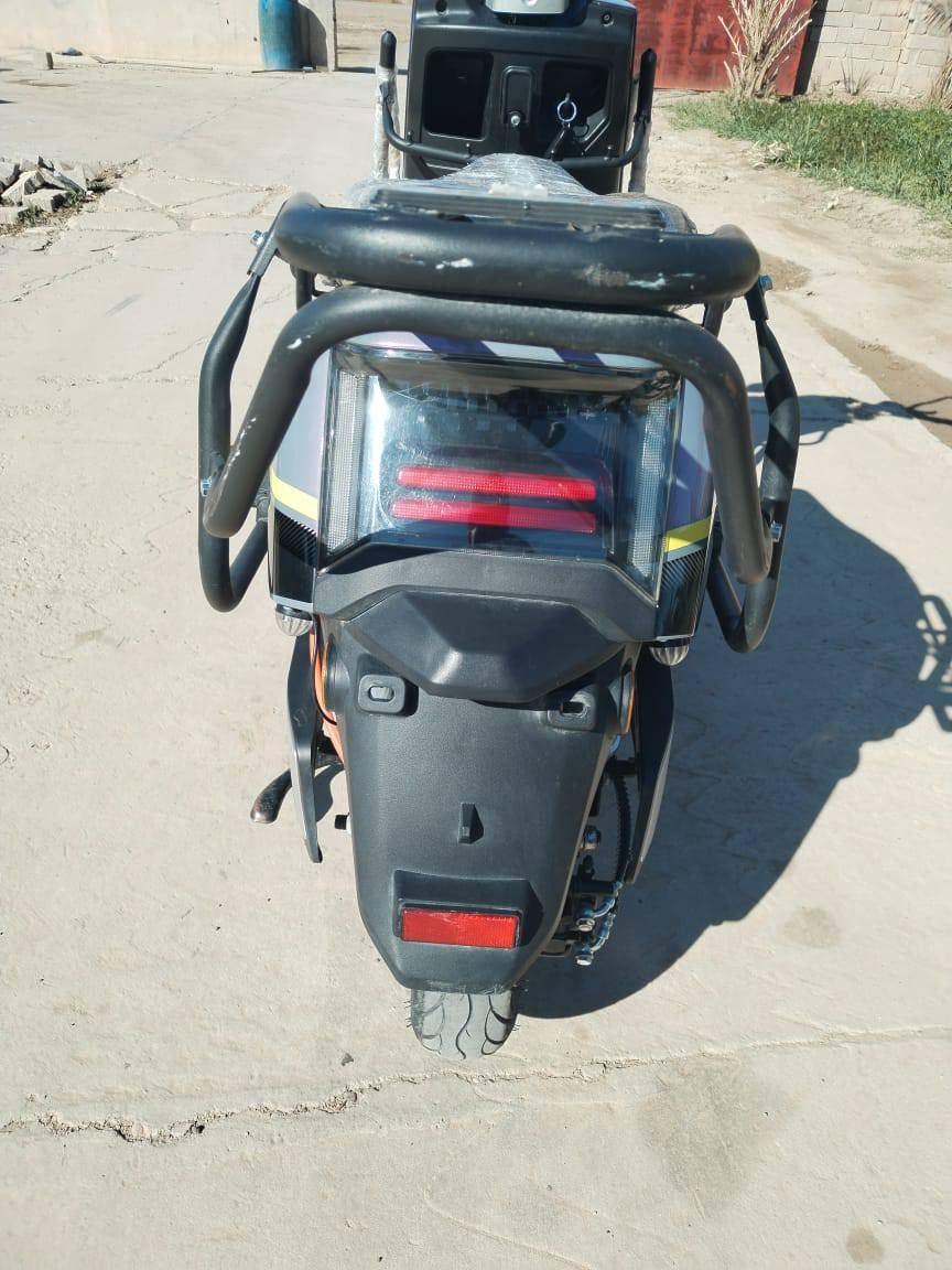 دراجة شحن الماسه للبيع موديل 2025كهربائيات كلهه شغاله نشاط فول نضافه 100بل100بطاريات جدد السعر 600وبي مجال للشراي مو شراي لا تعلق وتكسر بحلال العالم مكان الرمادي الخمسه كيلو للستفسار ***********
