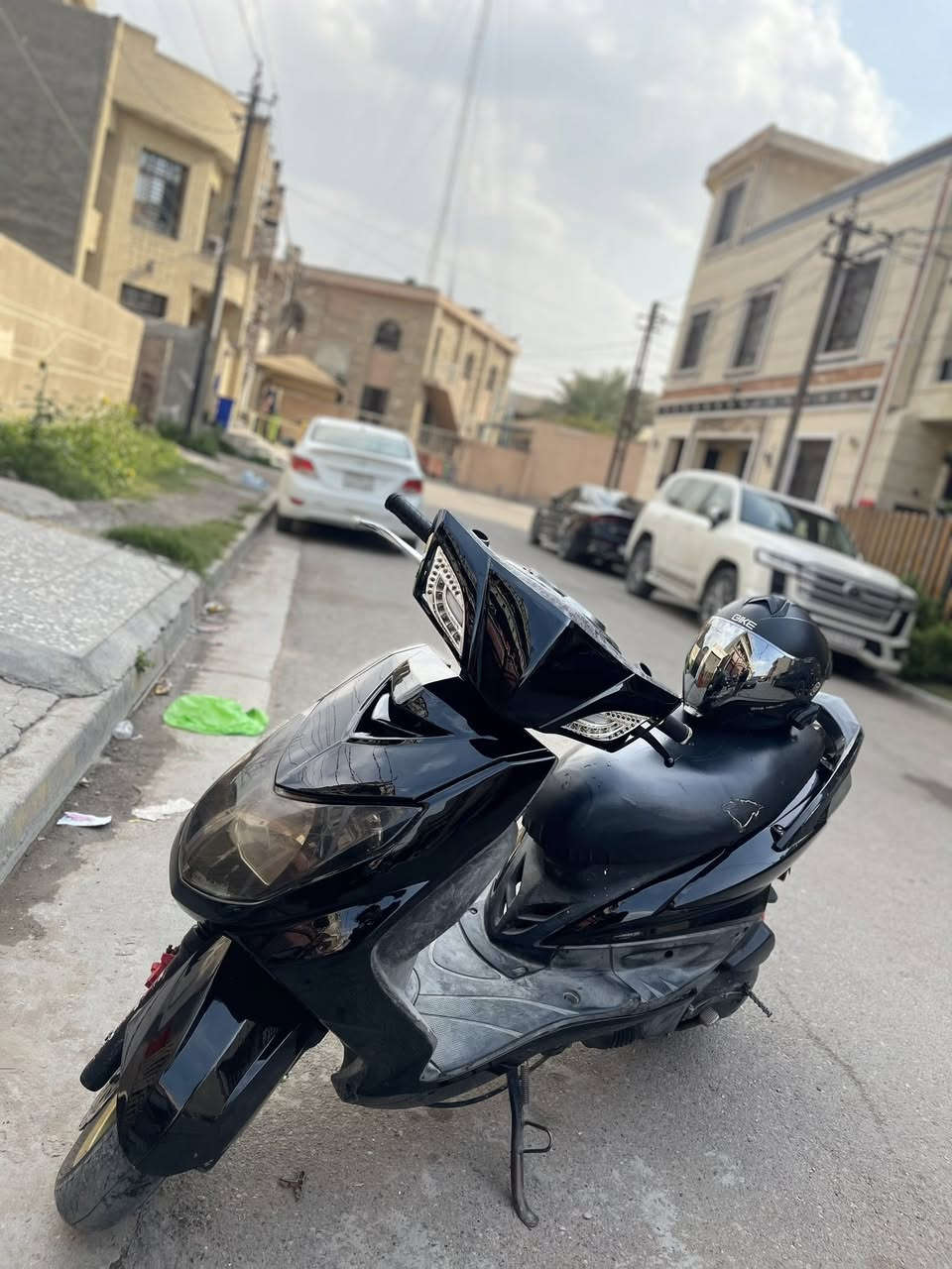 سلام عليكم دراجه سكنس فحل (للبيع اومراوس )
نضيفه وتترحملي عليها 
دراجه كاملا من كلشي كفاله عامه دراجه نكره بكل وقت سلف +هندر 
تجي وجيب فيتر وياك وشوفها 
دراجه بلادي 

عنوان بغداد / حي جامعه شارع الربيع 

*********** / وتساب
***********/ 
 سعرها  750  وبيها مجال
