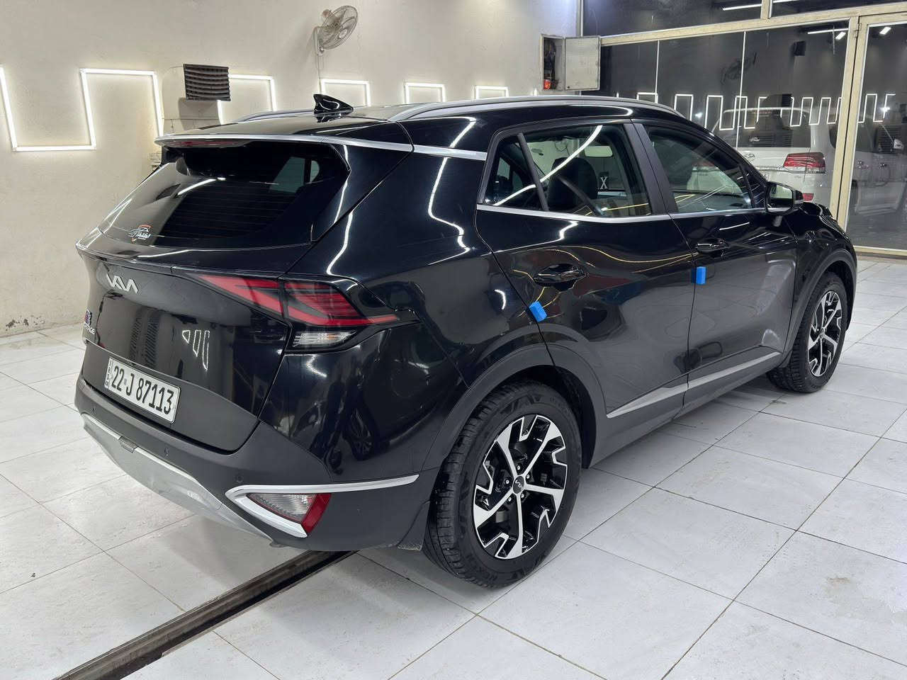 كيا سبورتج خليجي ٢٠٢٤ مكفوله من الصبغ والبارد والتبديل رقم اربيل تحويل او وكاله اني حاضر نص فول السياره بصمه تشغيل عن بعد اشاير بالمري اناره ترحيب باليدات مري شفط محرك ٢٠٠٠ دوش حساسات رادار جانبي وخلفي نقطه عمياء اناره زنون قطعتين تبريد كشن مخمل مغلف جلد بر ده خلفيه لد نهاري وباقي المواصفات السعر (٢١٠$) يعني شدتين وعشره وبيها مجال بسيط للشراي يتصل على الارقام ***********او ***********اخوكم ابو ياسر
