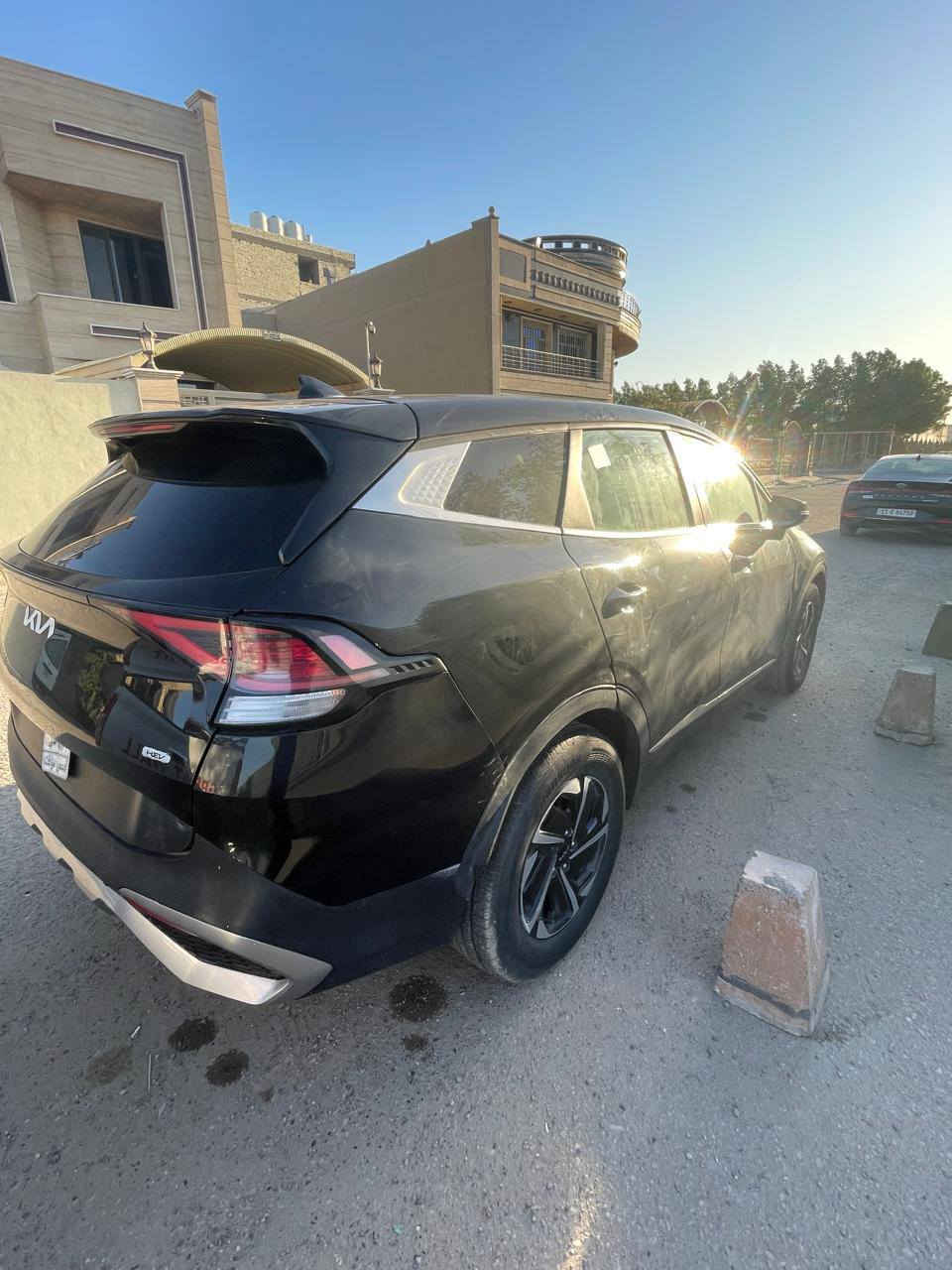 سلام عليكم 
كيا سبورتج 
موديل 2023
محرك 1.6 هايبرد 
سيارة اجت من امريكا تشتغل وتمشي
بيهة كم قطع صبغ 
سعر 150 وبيهة مجال بسيط
للاستفسار واتساب او اتصال
***********
