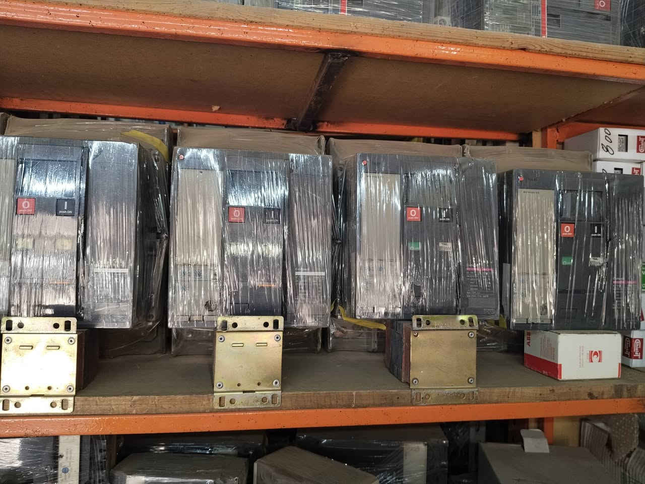 قواطع منتشر ومولدد استراد وجديد شنيدر و ABB 01065004819


**إذا كنت صاحب هذا الإعلان وتريد حذفه لأي سبب، رجاءا أرسل رسالة إلى الدعم الفني**