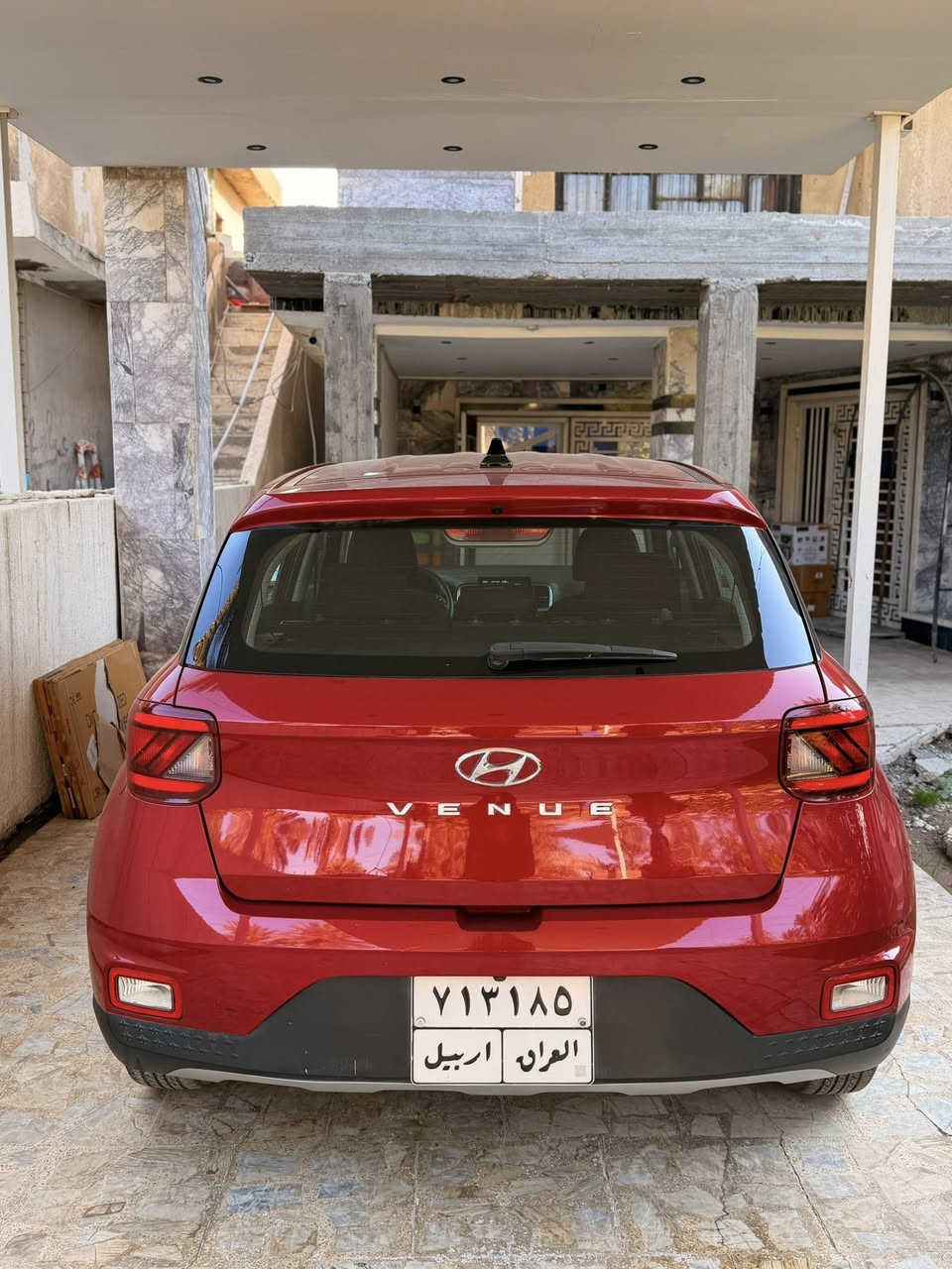 السلام عليكم
فينو 2021 كلين بدون حادث بدون ضربة بدون صبغ 
رقم أربيل تريد تحويل تريد وكالة حاضر 
السيارة جديدة مابيها اي نقص كير مكينة صدر تبريد تايرات كلة نضيف وجديد 
السيارة مواصفات عادية 
سعرها 123 وبيها مجال بسيط 
مكاني بغداد 
*********** هيثم
