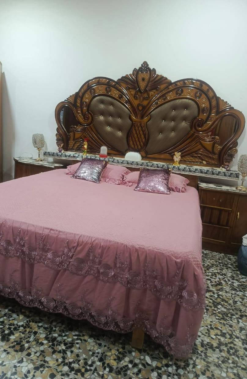 سلام عليكم غرف للبيع صاج تكمة 
مكاني شعب سريدات والاستفسار على رقم وسعر 
متواجد واتساب فقط ***********
