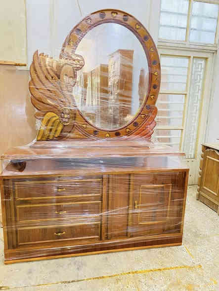 غرفة نوم حطاطة ملحق نظيفة لوك ظهر جرجوبة زاويةبارتفاع الكنتور بسعر 875 الف وبيه مجال 
عنوان بعقوبة كاطون شارع ابو رباح مزاد ضي القمر 

***********
