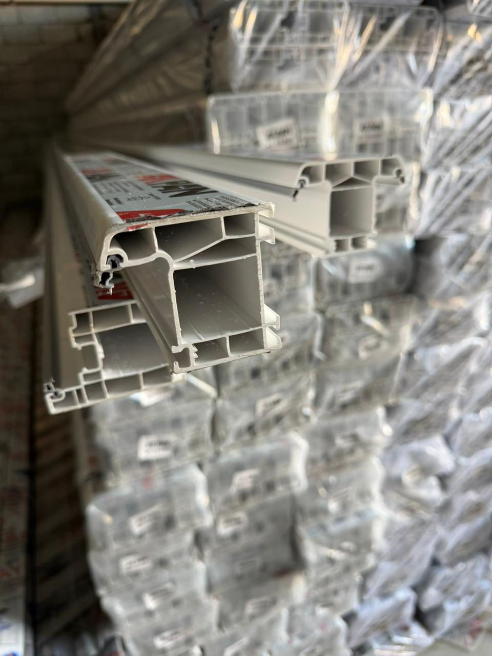 تعلن شركه ابداع النرجس عن وصول مقطع pvc 
من معمل اكبان درجه اولئ وباسعار مناسبه. 
***********
***********
