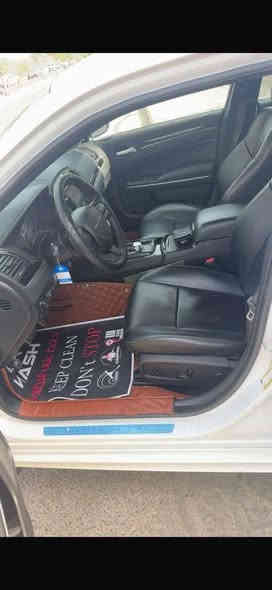 وكاله هارلم 
(العداد : 19 
(سياره مكفوله من الصبغ و التبديل و البارد )
(بعده جديده )
(المحرك : V6 . 3.6L )
(سياره مغلفه بل كامل PPF حمايه )
(الضمان : 3 سنوات او 60 الف كيلو متر . )
(مرقم اربيل كامل بسمي تحويل ثاني يوم )
 (فول الفول 1/1 )
)المواصفات 
ردار امامي )
ردار جانبي )
* پانوراما . )
* رادار مع مانع تصادم . )
* نقطة عمياء . )
* حساسات امامية . )
* مصابيح امامية زنون مع LED . )
* ويل قياس 20 أنج . )
* حساسات خلفية . )
* بردة خلفية كهربائية . 
* شاشه كبيرة مع نظام ملاحة نفكيشن GPS .)
* سستم صوت الپاين مع سماعات بريميوم .)
* مقصورة الركاب من الجلد الفاخر .  )
* مقاعد أمامية كهربائية عدد 2 . )
* ذاكرة لحفظ وضعيات الجلوس (ميموري) . 
* مقاعد أمامية تبريد وتدفئة . )
* مقاعد خلفية تدفئة . )
* تشغيل عن بعد . )
* ستيرن كهربائي . ؟
* تدفئة ستيرن . )
* محدد سرعة . )
* تلفون بلوتوث . )
* كاميرا خلفية .)
* مرايا متحسسة للاضاءة العالية .)
* كير شفتر بالستيرن . )
* دخول ذكي (بصمة) .
مكان السيارة حي عدل 
***********
