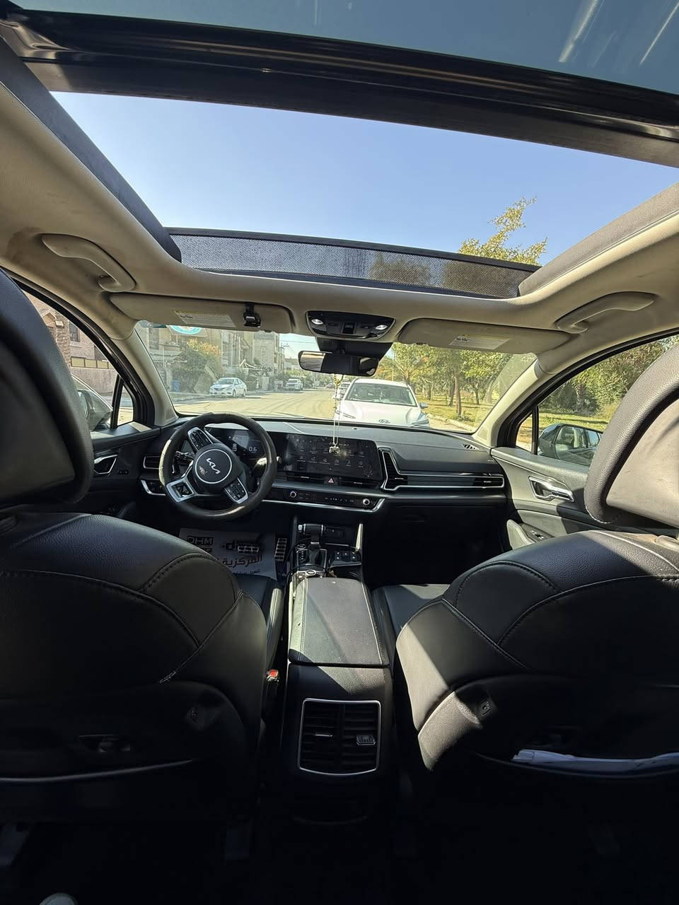 سلام عليكم  سبورتج 4X🔥 2023 سياره وراد كندي ماشيه 60 الف كيلو  سنويه لل2029 تنتهي حادثه طخه بلصندوك وبلشحن بيها  بارد قطعه من الصندوك بارد بخشم البنيد وهنا بلعراق صار بيها حادث  جاملغ وباب تم تبديل بنفس الون سياره اير باك برده جهه شاشه السياره مضرره بس تشتغل طبيعي انزل من سعره منزل تفاصيلها كامل مع السونار القديم للسياره للتوضيح  مكانها بغداد السيدية سعر 215 وبيها مجال *********** 

اربع انضمه قيادة✅

كشنات كهرباء✅

كشنات تدفئه تبريد✅

بانورما ✅

قيادة شبه ذاتيه✅

رادر امامي ✅

مانع انزلاق✅

رادار خلفي✅

توقف ذاتي✅

اوتو هولد✅

سياره فول مواصفات مكانها بغداد السيدية السعر 213 ورقه وبيها مجال ***********
