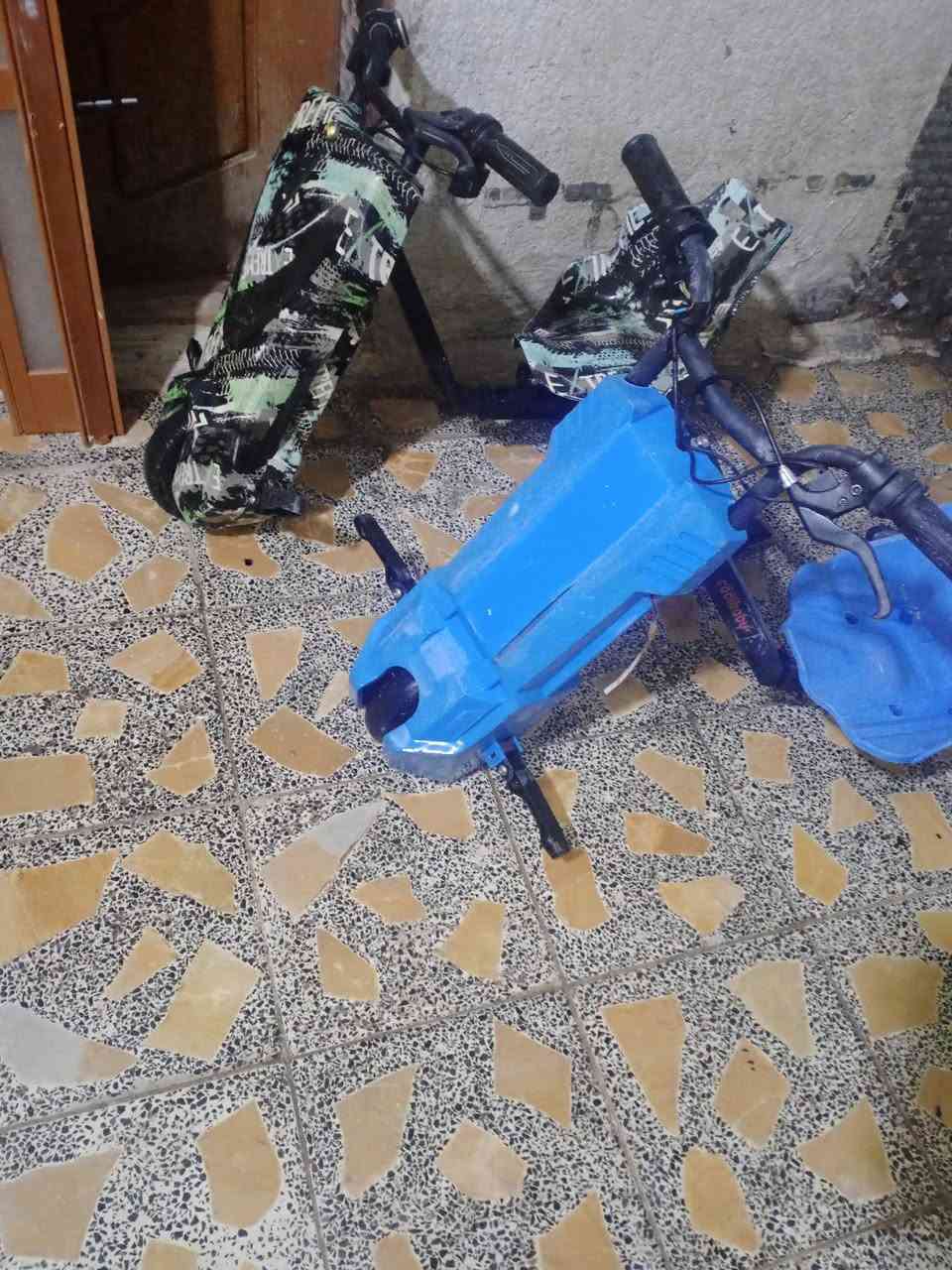 اسكوترات عدد ٣ ثنين بيهن نقص واحد شغال مابي اي نقص سعرهن تلاثتهن بميه وعشرين ناصريه مركز


**إذا كنت صاحب هذا الإعلان وتريد حذفه لأي سبب، رجاءا أرسل رسالة إلى الدعم الفني**