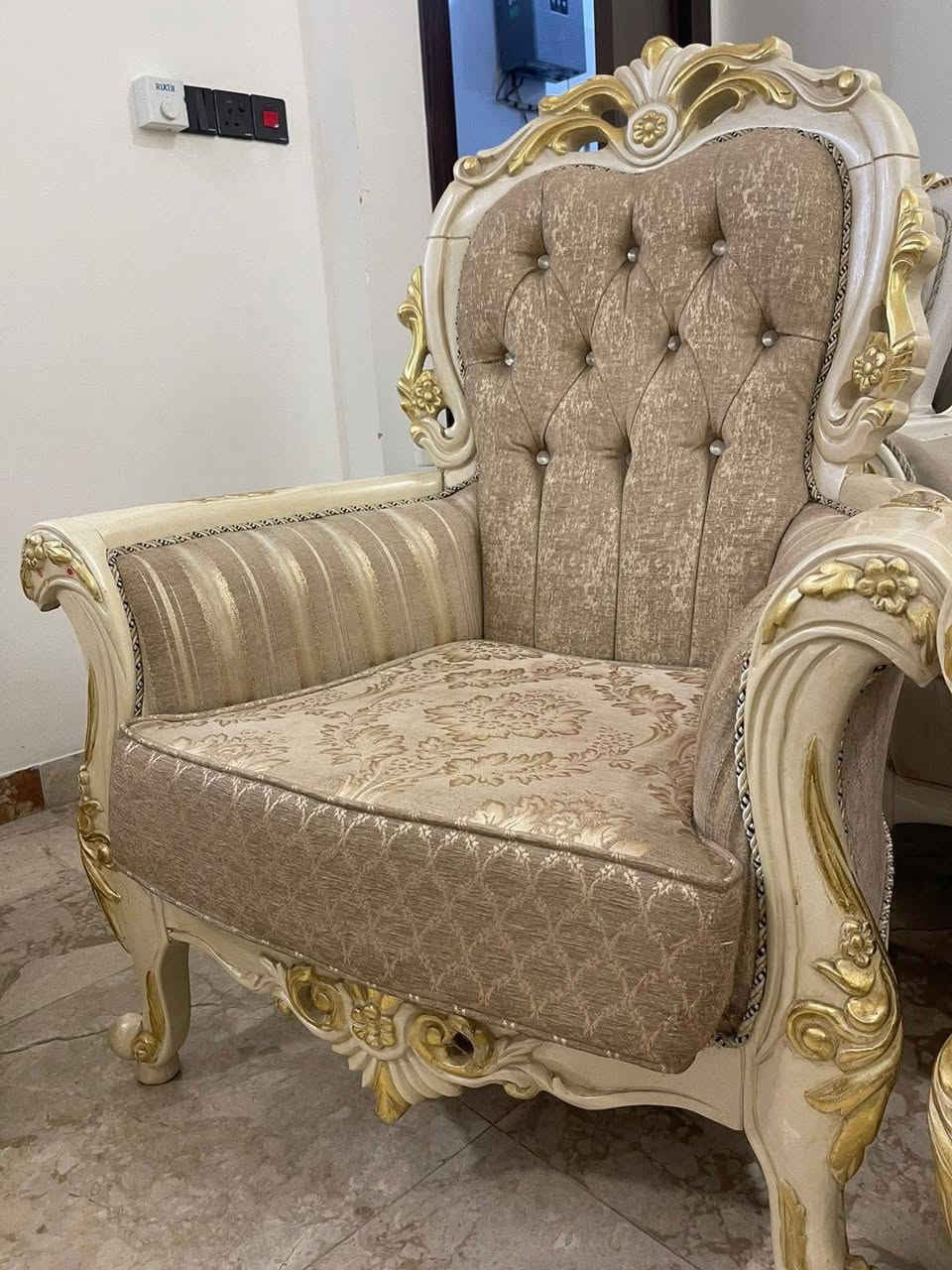 تخم تركي 10مقاعد اخو جديد مع طبله وسطيه
سعر مليون 200المكان شارع حيفا الرحمانيه


**إذا كنت صاحب هذا الإعلان وتريد حذفه لأي سبب، رجاءا أرسل رسالة إلى الدعم الفني**