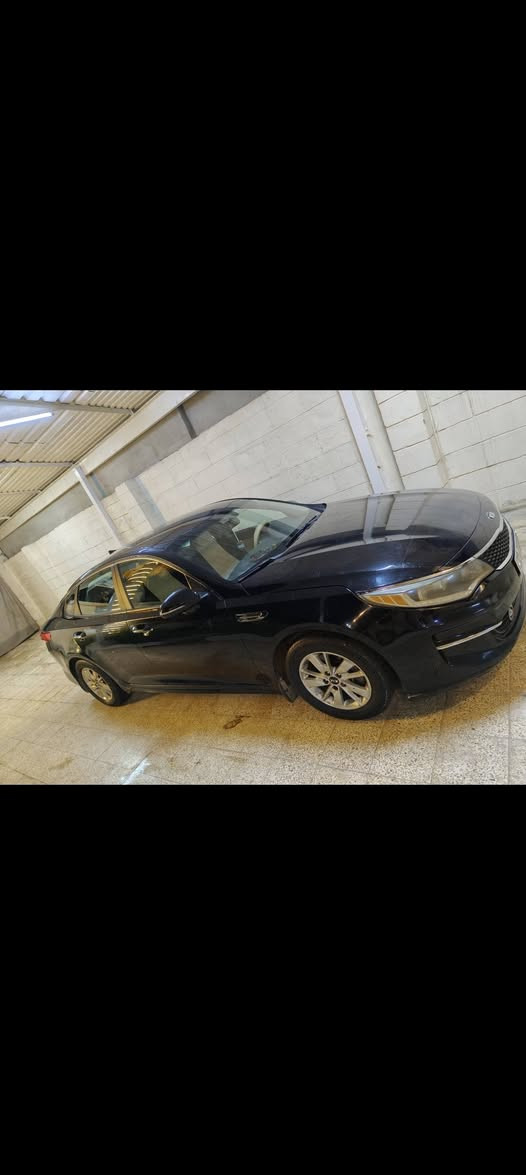 سيارة اوبتمة موديل 2016  وارد أمريكي
لون اسود   
محرك شرط 4 سرندر 
تايرات وطخم والباتري شديتة جديد قبل  شهر
تبريد ثلج  
الارضية مغلفة 
شرط التحول 
ضرر السيارة بيها 3 قطع تقريبا مثل ما موضح بالسونار 
السعر 112  وبي مجال 
مكان السيارة موصل الأيسر  
رقم الهاتف
 ***********
***********
