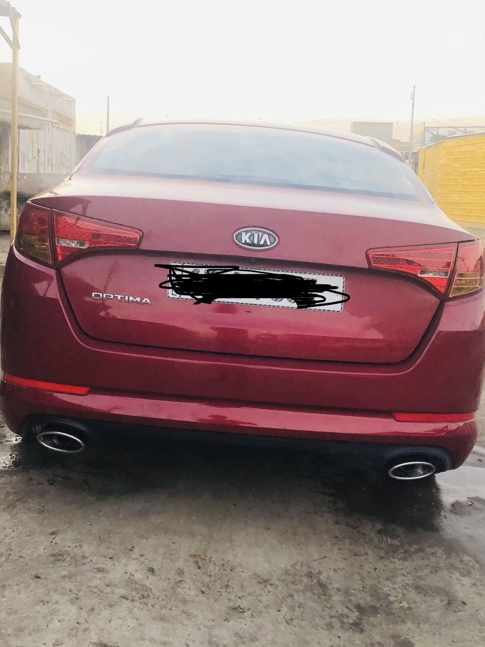 سلام عليكم ابتيما 2012 خليجي بأسمي رقم مثنى انكليزي سنويه 2030 مواصفات تبريد قطعه واحد مثبت سرعه تحكم 
جهتين مكينة 2400مامفتوحه حداديه كير تخم تايرات جديد ضربه مال خليج بل طرف جاملغ  الايمن بل خشم جاملغ الايسر بارد سعرها 125بيه مجال
خشم بنيد بارد سياره جديده مال جناي ***********
