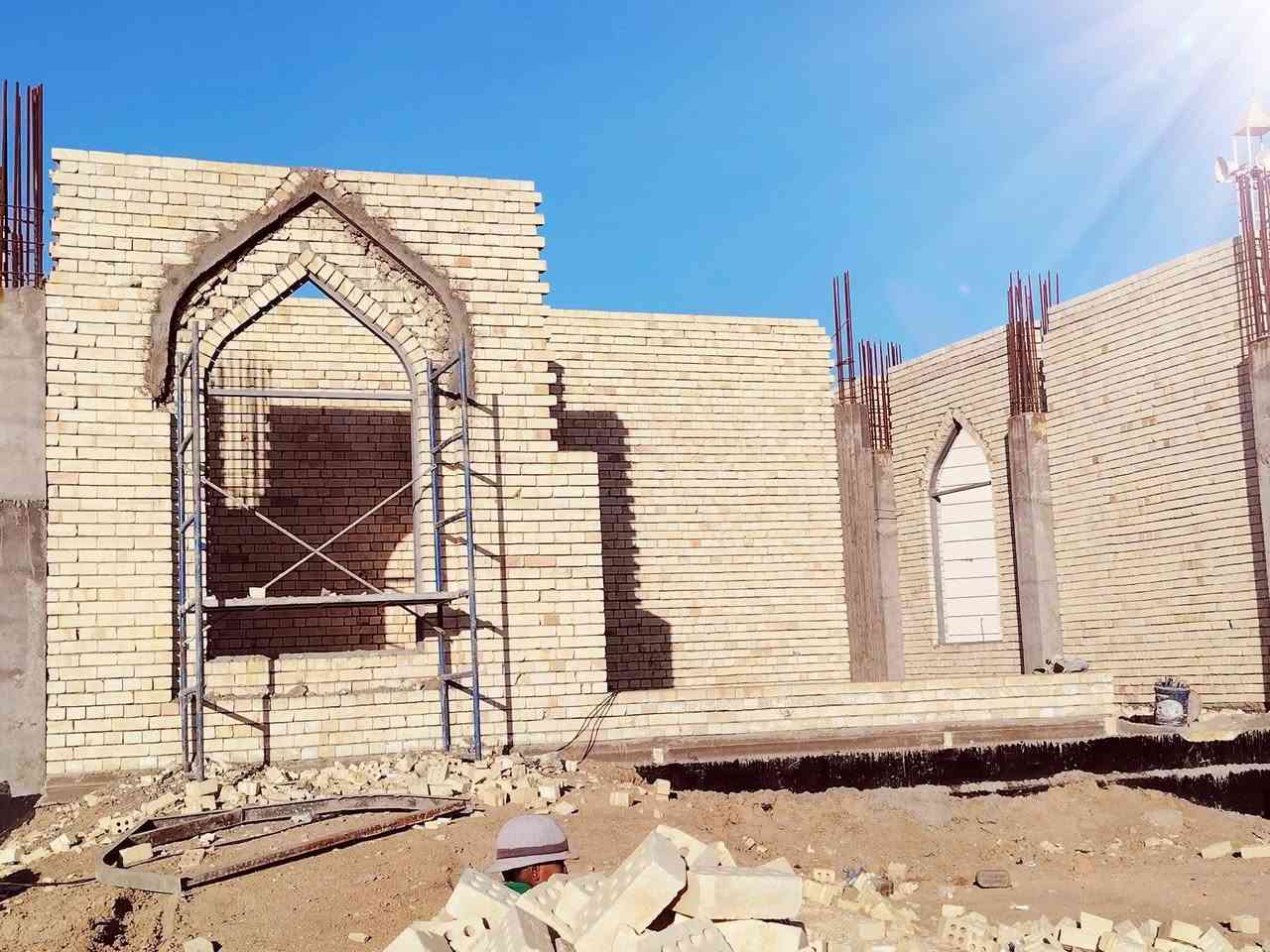 كادر خلفات بناء درجه وله وزن وستلام مهندس متفرغين حالين وسعر مناسب جدا اتصال ***********
