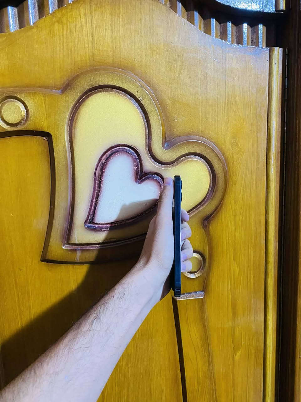 ايفون 12 برو ماكس بدل شاشه اصليه باقي كفاله ذاكره 512 عربي شرق اوسط ثلاثه ايات بطاريه 76 سعر 325 شراي تصل***********
