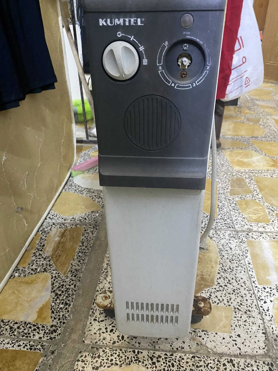 صوبة  زيتية للبيع عدد اثنين   سعر الوحدة 90


**إذا كنت صاحب هذا الإعلان وتريد حذفه لأي سبب، رجاءا أرسل رسالة إلى الدعم الفني**