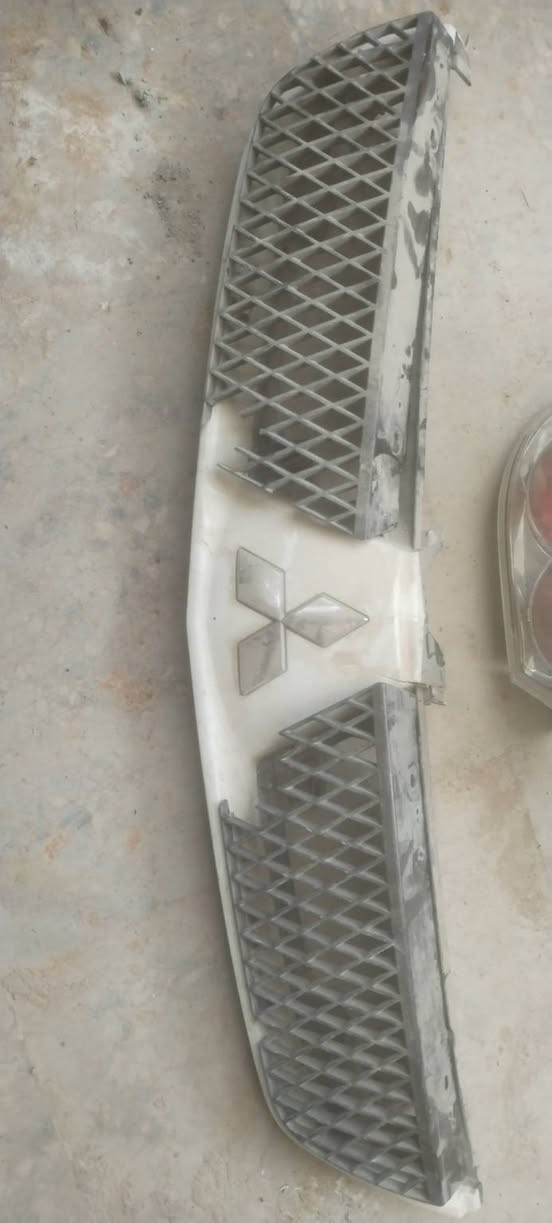 السلام عليكم بكلايت ودركة وشباك اصلي
*********** بغداد
