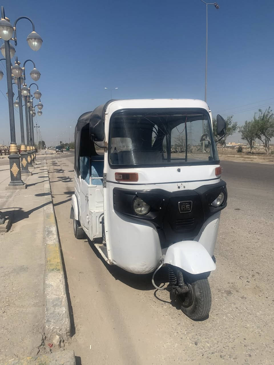 سلام عليكم تكتك للبيع مديل واحد وعشرين ضربته كنر لغد وبيه دحجات  بسيطه وراعيه بسجن ٤اشهر ويطلع ***********
