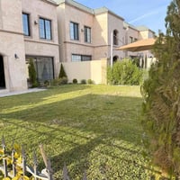 فلل • القرية الإسبانية • أسعار مناسبة