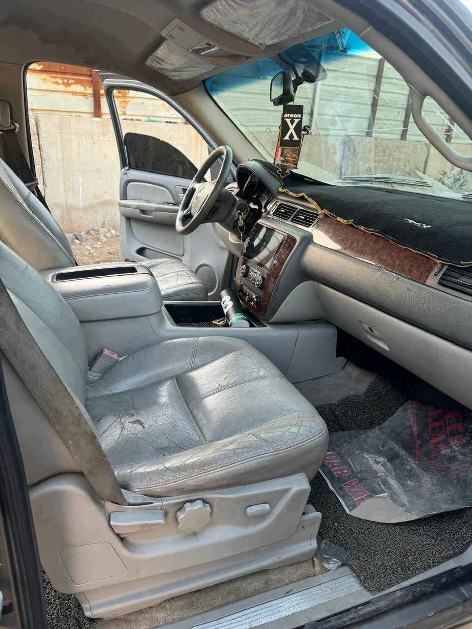 تاهو ادوات 2008 مكفوله  كير  مكينه و من الكص. صدر كفاله عامه فقط تبديل لون صبغ عام فقط جاهز الترقيم واتساب. ***********
