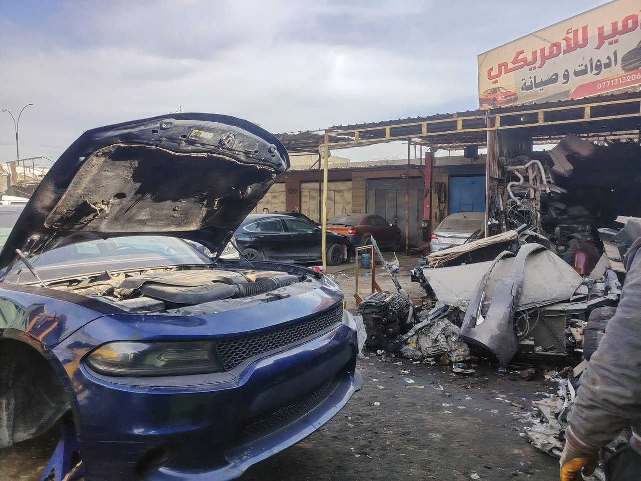 حدادية امامي
سي 200( 2008---- 2014)
افنجر
٢٤٥ الف كامل مع العملضمان ٦ أشهر
حله الحي الصناعي مقابل محطة أسد بابل
الأمير للامريكي أدوات وصيانة
***********
