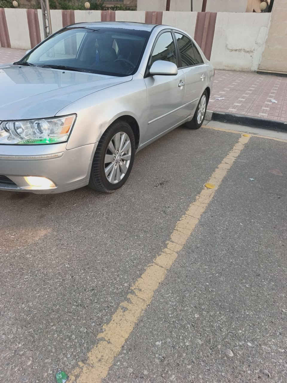 سلام عليكم سوناته 2009 وارد  امريكي رقم بغداد مشروع وطني تحويل مباشر ليبل واحد بيه رش صبغ جاملغ والباب الخلفي كفاله ضربه  شواصي لغود فول واحد عل واحد فتحه  تحكم ستيرن جهتين مثبت سرعه حساسات خلفيه محرك 2400 خمس نمر كير محرك حداديه جدد سعر 115  مكان سياره كربلاء اخوان ما ارد عل خاص تريد خابر وتدلل رقم ***********
