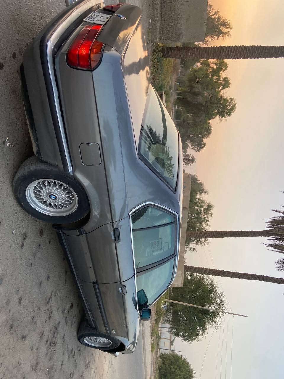 BMW
 موديل 91  للبيع
735 مفتوح 6 سلندر 
رقم جديد سنوية لل 28 باسمي 
رقم انبار تحويل ثاني يوم مشروع وطني 
السيارة كاملة تخم تاير جديد 
صبغ فرن جديد سيارة معمرة بل كامل
بغداد المدائن 
السعر 30 قفل 
للاستفسار *********** واتساب

