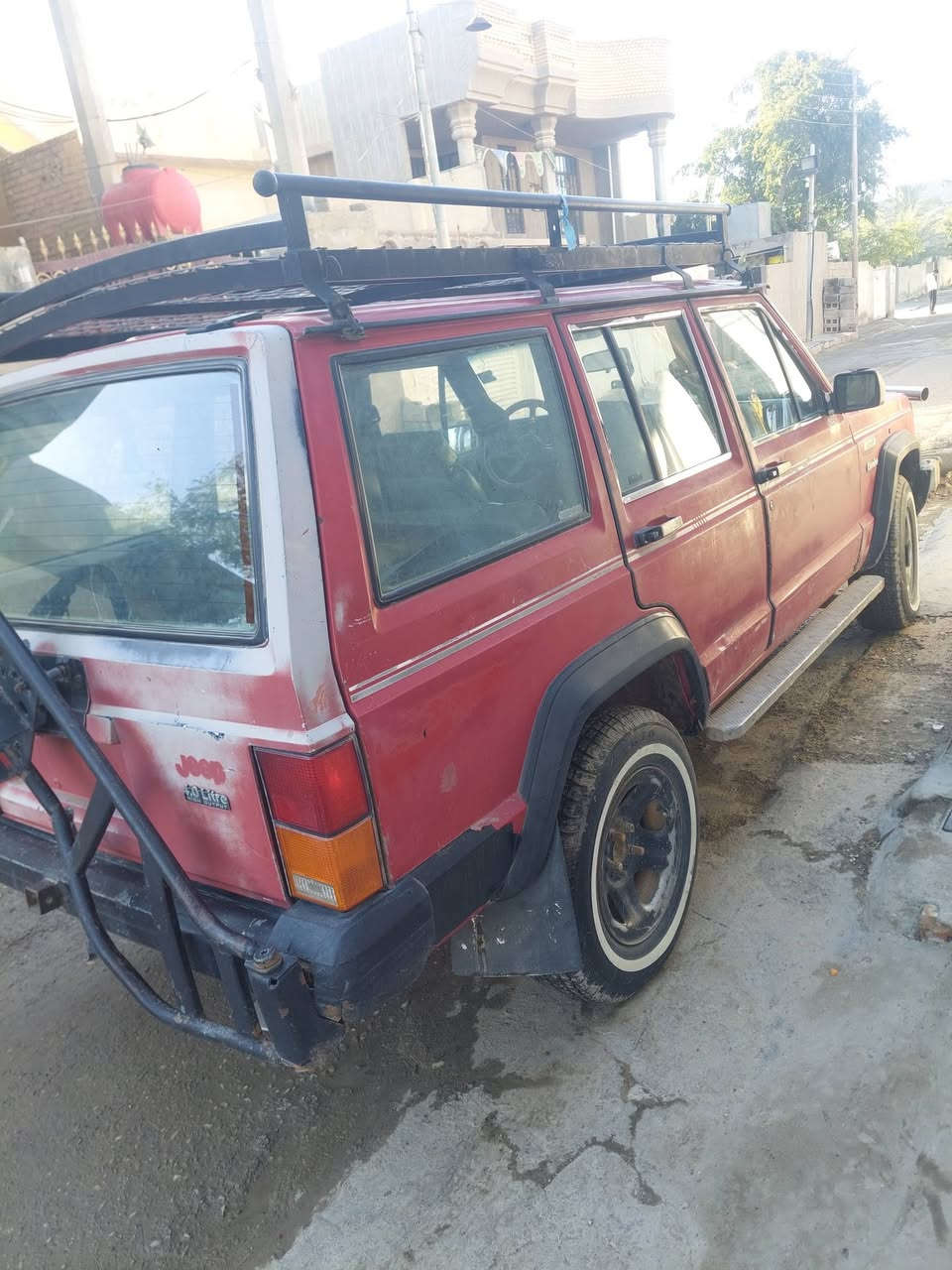 اسلام عليكم
جيب شيروكي شخاطه 

موديل 1993

سياره نقصهة فقط اكسل اشويه تعبان 

التحويل ثاني يوم 

الخالص هبهب 

رقم الهاتف 

***********

فقط اتصال او واتساب 

السعر 37🚗

بيهة مجال
