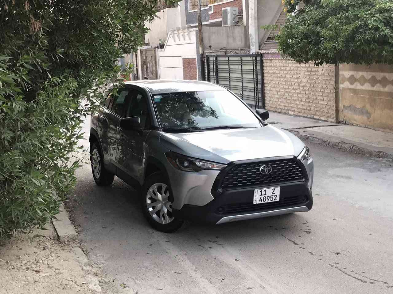 #كورلا_كروس
#موديل_2024
#بنزين_جديدة_جداً
#بدون_ارباك
#زيرووووو

….. المواصفات …..

السيارة جديدة جداً حادثها كما موضح بالصور جاملغ خلفي راجع على البارد درجة اولى و صبغ شبر باب الصندوق 
السيارة جديدة جداً بعدها زيرو ماشية 900 شاشة كبيرة و كامرة خلفية و شاشة تحديد عطلات و تحكمات ستيرن و هند بريك بصمة و باقي المواصفات الاعتيادية السيارة بدون ايرباك و السيارة بنزين و السيارة دخول جديد و السيارة اجمل و أحلى بكثير من الصور و السيارة اني مستوردها على ايدي و بأسمي السيارة 
السعر 198 وبيها مجال بسيط الاتصال ***********
📍المكان بغداد , الدورة
