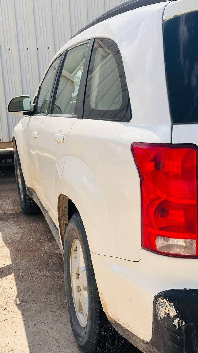 السلام عليكم 
ساسوكي XI7 مديل 2007 
مكينه وكير كفاله  مصبوغه حزام الكشر كدامك وتجي تفحص وتشوف بعينك وتشلع عيوني 
السعر 75 وبيها مجال 
***********
